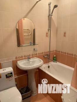 2-к квартира, посуточно, 42м2, 5/8 этаж