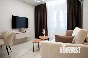 1-к квартира, посуточно, 43м2, 1/1 этаж