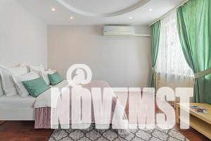 1-к квартира, посуточно, 50м2, 6/12 этаж