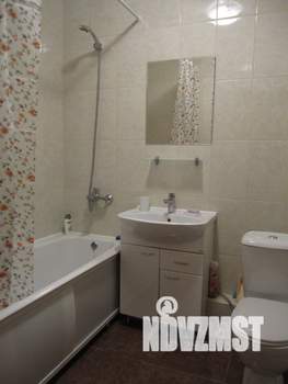 1-к квартира, посуточно, 60м2, 1/1 этаж