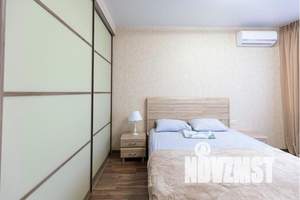 1-к квартира, посуточно, 45м2, 2/12 этаж