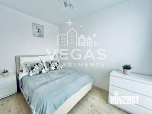 1-к квартира, посуточно, 35м2, 9/25 этаж