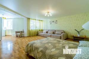 Студия квартира, посуточно, 38м2, 4/5 этаж