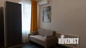 Студия квартира, посуточно, 32м2, 1/4 этаж