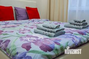 2-к квартира, посуточно, 46м2, 14/18 этаж