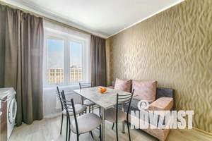 1-к квартира, посуточно, 40м2, 5/25 этаж