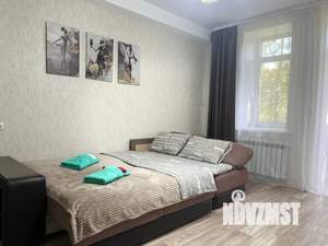 1-к квартира, посуточно, 35м2, 2/5 этаж