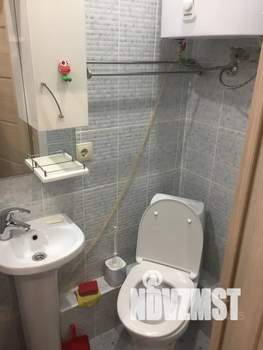 Студия квартира, посуточно, 13м2, 1/4 этаж