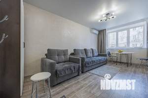 Студия квартира, посуточно, 30м2, 1/5 этаж