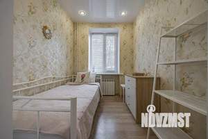 1-к квартира, посуточно, 43м2, 1/1 этаж