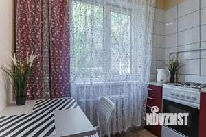 1-к квартира, посуточно, 42м2, 1/5 этаж