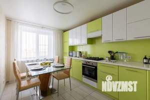 2-к квартира, посуточно, 50м2, 7/10 этаж