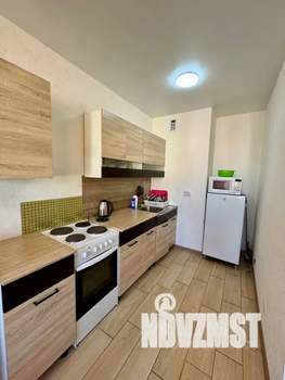 1-к квартира, посуточно, 39м2, 8/12 этаж
