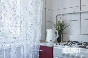 1-к квартира, посуточно, 42м2, 1/5 этаж