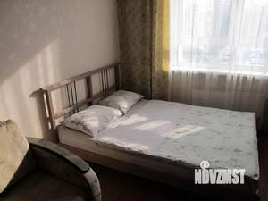 Студия квартира, посуточно, 38м2, 3/25 этаж