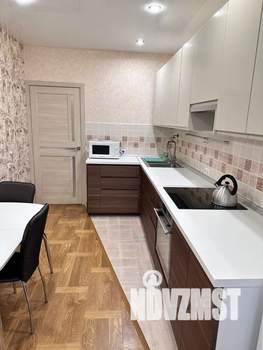 1-к квартира, посуточно, 49м2, 6/12 этаж