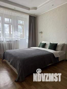 1-к квартира, посуточно, 32м2, 1/1 этаж