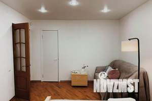 1-к квартира, посуточно, 41м2, 4/10 этаж