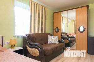 1-к квартира, посуточно, 35м2, 1/1 этаж