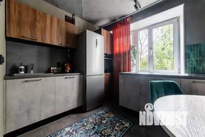 1-к квартира, посуточно, 42м2, 6/9 этаж