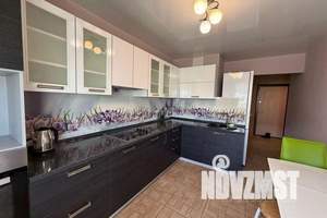 1-к квартира, посуточно, 42м2, 5/20 этаж