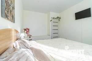 1-к квартира, посуточно, 36м2, 6/19 этаж