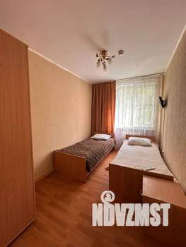 2-к квартира, посуточно, 40м2, 1/2 этаж