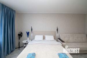 1-к квартира, посуточно, 42м2, 8/10 этаж