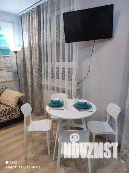 Студия квартира, посуточно, 32м2, 6/25 этаж