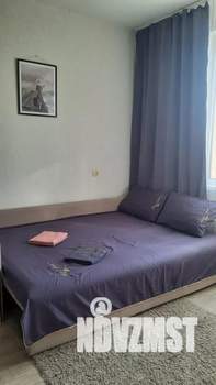 Студия квартира, посуточно, 17м2, 4/10 этаж