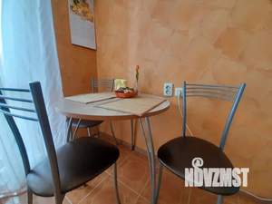 1-к квартира, посуточно, 40м2, 9/10 этаж