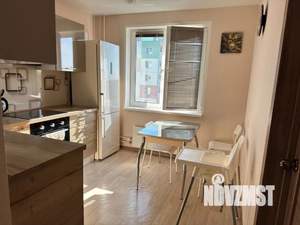 1-к квартира, посуточно, 40м2, 8/10 этаж