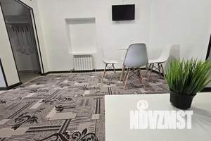 1-к квартира, посуточно, 36м2, 1/2 этаж