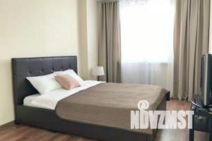 1-к квартира, посуточно, 38м2, 9/20 этаж