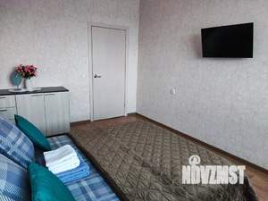 1-к квартира, посуточно, 40м2, 9/17 этаж