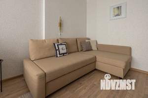 1-к квартира, посуточно, 39м2, 15/18 этаж