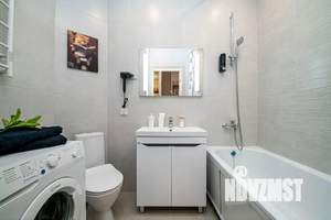 1-к квартира, посуточно, 41м2, 9/16 этаж