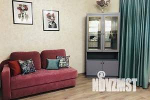 1-к квартира, посуточно, 42м2, 12/18 этаж