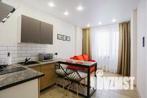 1-к квартира, посуточно, 39м2, 11/18 этаж