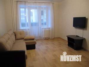 1-к квартира, посуточно, 60м2, 1/1 этаж