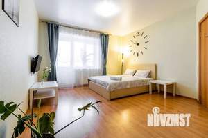 1-к квартира, посуточно, 38м2, 7/10 этаж