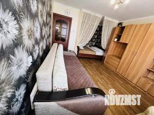 1-к квартира, посуточно, 43м2, 1/1 этаж