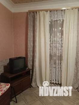 2-к квартира, посуточно, 42м2, 1/4 этаж