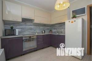 2-к квартира, посуточно, 65м2, 1/17 этаж