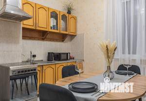 1-к квартира, посуточно, 55м2, 1/1 этаж