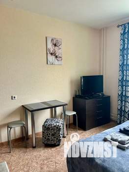 Студия квартира, посуточно, 17м2, 4/10 этаж