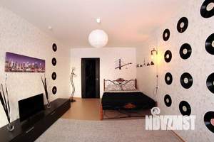 1-к квартира, посуточно, 38м2, 1/1 этаж