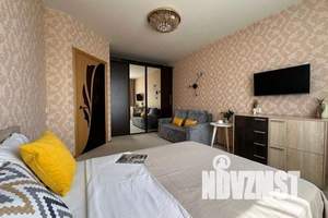 1-к квартира, посуточно, 40м2, 3/10 этаж