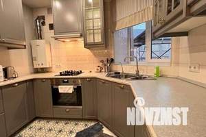 2-к квартира, посуточно, 44м2, 4/4 этаж