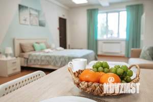 Студия квартира, посуточно, 35м2, 1/3 этаж